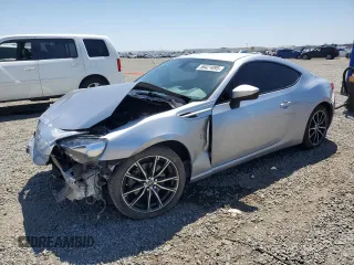 2020 Toyota 86 z VIN JF1ZNAA18L8754152, wystawiony jako Copart lot #56421095 z przebiegiem 87 954 mil mil oraz Szkoda całkowita • Salvage title. Historia ofert i sprzedaży dostępna na DreamBid. Obrazek 1.
