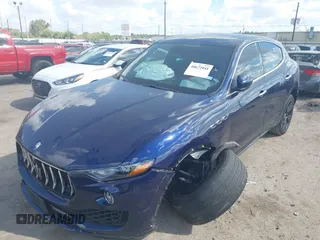 2021 Maserati Levante S z VIN ZN661YUAXMX370022, wystawiony jako IAAI lot #40672941 z przebiegiem Nie podano mil oraz . Historia ofert i sprzedaży dostępna na DreamBid. Obrazek 18.