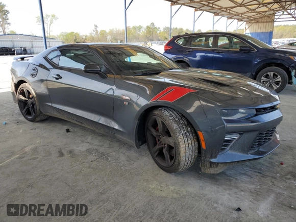 2016 Chevrolet Camaro 2SS z VIN 1G1FG1R78G0169861, wystawiony jako Copart lot #51366725 z przebiegiem 93 107 mil mil oraz Szkody całkowita. Historia ofert i sprzedaży dostępna na DreamBid. Obrazek 4.