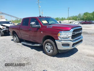2024 Ram 2500 Tradesman z VIN 3C6UR5CL7RG363146, wystawiony jako IAAI lot #42139238 z przebiegiem 8 394 mil mil oraz . Historia ofert i sprzedaży dostępna na DreamBid. Obrazek 1.
