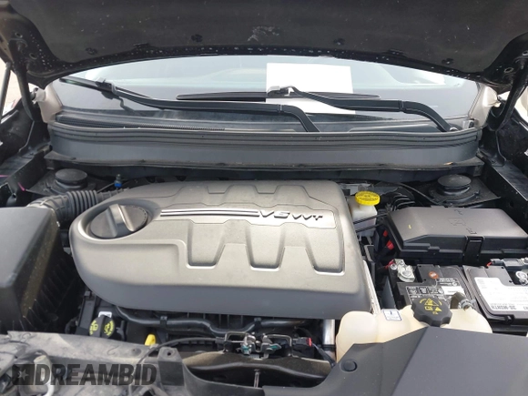 2019 Jeep Cherokee Trailhawk Elite with VIN 1C4PJMBX0KD395421, listed as a IAAI auction lot 41265048 with 70,070 mi miles. Bid and sale history available at carsss.com. Image 10.