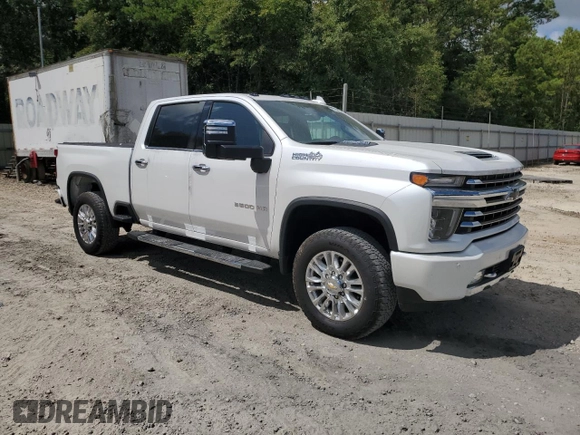 2022 Chevrolet Silverado 3500HD High Country with VIN 1GC4YVEY5NF280556, listed as a Copart auction lot 67739984 with 47,540 mi miles and Clean Title. Bid and sale history available at carsss.com. Image 4.