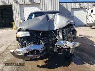 2006 GMC Sierra 2500HD SLT z VIN 1GTHK29D76E162153, wystawiony jako Copart lot #46656545 z przebiegiem 427 196 mil mil oraz Szkoda całkowita • Salvage title. Historia ofert i sprzedaży dostępna na DreamBid. Obrazek 5.