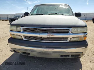 2004 Chevrolet Suburban LS z VIN 1GNEC16T34J317301, wystawiony jako Copart lot #57801655 z przebiegiem 269 929 mil mil oraz Czysty tytuł • Clean title. Historia ofert i sprzedaży dostępna na DreamBid. Obrazek 5.