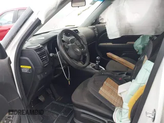2016 Kia Soul with VIN KNDJN2A23G7341136, listed as a IAAI auction lot 41780119 with 1 mi miles. Bid and sale history available at carsss.com. Image 5.