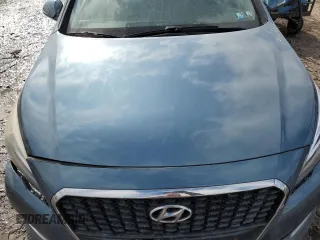 2016 Hyundai Sonata Hybrid SE with VIN KMHE24L19GA016614, listed as a Copart auction lot 89388265 with 136,028 mi miles and Salvage Title. Bid and sale history available at carsss.com. Image 13.