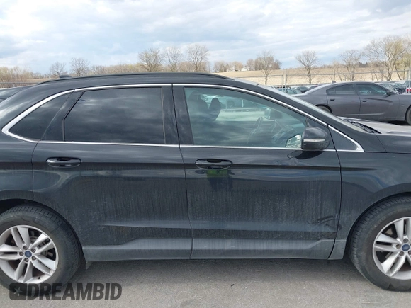 2015 Ford Edge SEL with VIN 2FMTK3J94FBB47320, listed as a IAAI auction lot 41982477 with 136,005 mi miles. Bid and sale history available at carsss.com. Image 13.