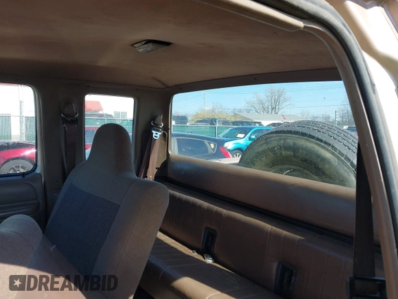 1997 Ford F-250 with VIN 1FTHX25G1VEC11525, listed as a IAAI auction lot 42063357 with 226,222 mi miles and . Bid and sale history available at DreamBid. Image 8.