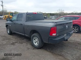 2016 Ram 1500 Tradesman z VIN 1C6RR7ST3GS225175, wystawiony jako IAAI lot #41961672 z przebiegiem 198 673 mil mil oraz . Historia ofert i sprzedaży dostępna na DreamBid. Obrazek 3.