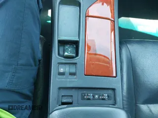 2010 Lexus RX 350 z VIN JTJZK1BA1A2001710, wystawiony jako IAAI lot #42620752 z przebiegiem 138 630 mil mil oraz . Historia ofert i sprzedaży dostępna na DreamBid. Obrazek 11.