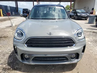 2021 MINI Countryman Oxford Edition with VIN WMZ23BR08M3M79321, listed as a Copart auction lot 70573014 with 49,718 mi miles and Non Repairable. Bid and sale history available at carsss.com. Image 5.