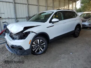 2024 Volkswagen Tiguan S with VIN 3VVFB7AX7RM046672, listed as a Copart auction lot 86002274 with 15,211 mi miles and Salvage Title. Bid and sale history available at DreamBid. Image 1.