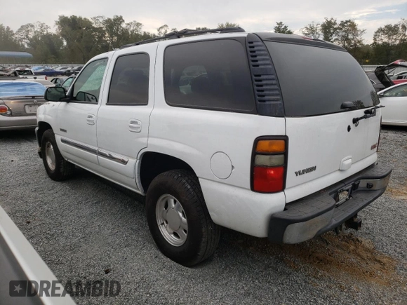 2006 GMC Yukon SLE with VIN 1GKEC13V96J109056, listed as a Copart auction lot 74724434 with 121,695 mi miles and Salvage Title. Bid and sale history available at carsss.com. Image 2.
