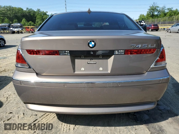 2005 BMW 7 Series 745Li z VIN WBAGN63535DS60710, wystawiony jako Copart lot #58921295 z przebiegiem 94 748 mil mil oraz Szkoda całkowita • Salvage title. Historia ofert i sprzedaży dostępna na DreamBid. Obrazek 6.