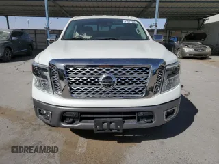 2017 Nissan Titan SL z VIN 1N6AA1E53HN508809, wystawiony jako Copart lot #47577705 z przebiegiem 50 888 mil mil oraz Szkoda całkowita • Salvage title. Historia ofert i sprzedaży dostępna na DreamBid. Obrazek 5.