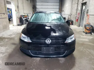 2013 Volkswagen Jetta SE z VIN 3VWBX7AJ8DM435207, wystawiony jako Copart lot #54331285 z przebiegiem 184 220 mil mil oraz Szkoda całkowita • Salvage title. Historia ofert i sprzedaży dostępna na DreamBid. Obrazek 5.