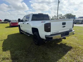2014 Chevrolet Silverado 1500 LT with VIN 3GCUKREC2EG103443, listed as a Copart auction lot 51809885 with 188,638 mi miles and Clean Title. Bid and sale history available at carsss.com. Image 3.