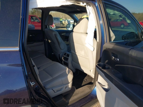 2019 Honda Pilot EX-L with VIN 5FNYF6H55KB024934, listed as a IAAI auction lot 41878656 with 102,129 mi miles. Bid and sale history available at carsss.com. Image 8.