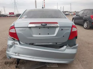 2010 Ford Fusion Hybrid z VIN 3FADP0L36AR200035, wystawiony jako IAAI lot #42145684 z przebiegiem 142 137 mil mil oraz . Historia ofert i sprzedaży dostępna na DreamBid. Obrazek 16.