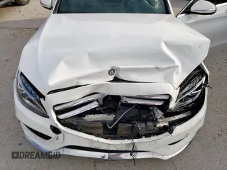 2015 Mercedes-Benz C 300 z VIN 55SWF4JB5FU068688, wystawiony jako Copart lot #57810905 z przebiegiem 108 039 mil mil oraz Szkoda całkowita • Salvage title. Historia ofert i sprzedaży dostępna na DreamBid. Obrazek 11.