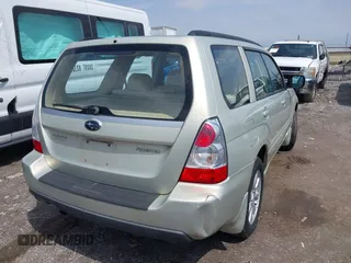 2007 Subaru Forester X w/Premium Pkg with VIN JF1SG656X7H710030, listed as a IAAI auction lot 42027771 with 201,433 mi miles. Bid and sale history available at carsss.com. Image 6.