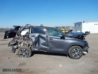 2023 Toyota Highlander Hybrid XLE with VIN 5TDKBRCH2PS600096, listed as a IAAI auction lot 41754676 with 35,469 mi miles. Bid and sale history available at carsss.com. Image 13.