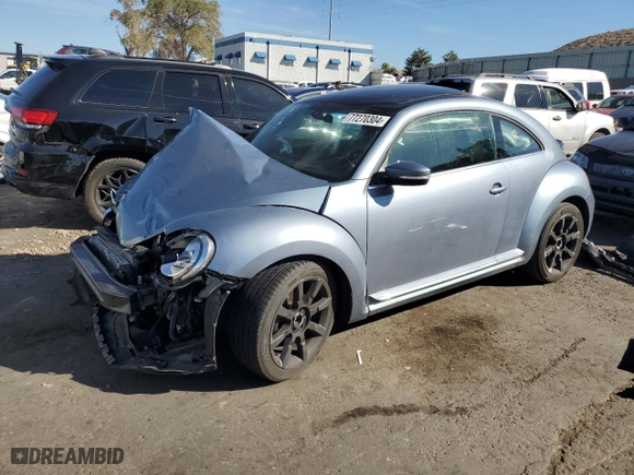 2019 Volkswagen Beetle S with VIN 3VWFD7ATXKM712061, listed as a Copart auction lot 77270304 with 0 mi miles and Salvage Title. Bid and sale history available at carsss.com. Image 1.