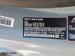 2024 BMW M4 Competition xDrive with VIN WBS33BA08RCP12582, listed as a IAAI auction lot 41646042 with 2,884 mi miles. Bid and sale history available at carsss.com. Image 9.