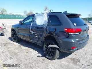 2018 Jeep Grand Cherokee Laredo E with VIN 1C4RJFAG2JC420927, listed as a IAAI auction lot 41962579 with 90,898 mi miles. Bid and sale history available at carsss.com. Image 3.