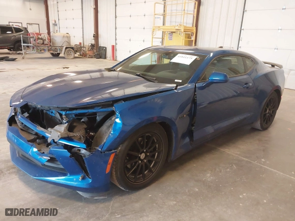 2016 Chevrolet Camaro 2LT with VIN 1G1FD1RS4G0189165, listed as a IAAI auction lot 41841175 with 67,564 mi miles. Bid and sale history available at carsss.com. Image 17.
