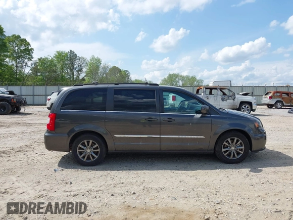 2016 Chrysler Town & Country S with VIN 2C4RC1HG4GR271360, listed as a IAAI auction lot 42114489 with 140,439 mi miles. Bid and sale history available at carsss.com. Image 13.
