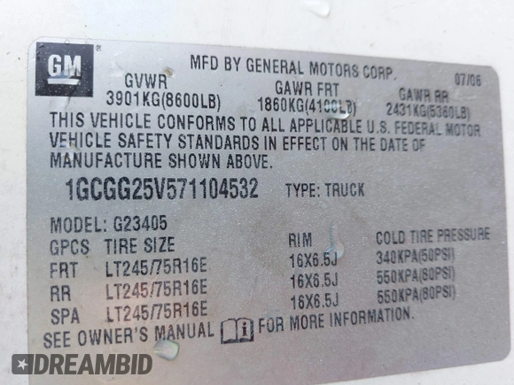2007 Chevrolet Express Cargo Van with VIN 1GCGG25V571104532, listed as a IAAI auction lot 41718875 with 174,955 mi miles. Bid and sale history available at carsss.com. Image 9.
