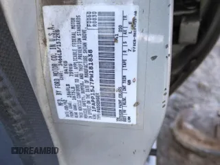 1993 Ford Escort z VIN 1FAPP15J7PW181838, wystawiony jako Copart lot #88717755 z przebiegiem 6 017 mil mil oraz Szkoda całkowita • Salvage title. Historia ofert i sprzedaży dostępna na DreamBid. Obrazek 12.