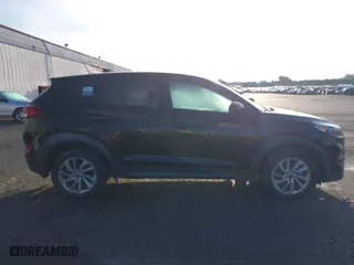 2016 Hyundai Tucson SE with VIN KM8J23A41GU161702, listed as a IAAI auction lot 40334076 with 109,222 mi miles. Bid and sale history available at carsss.com. Image 13.