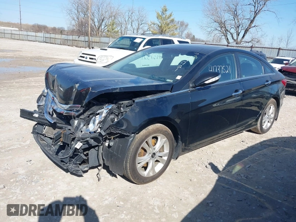 2013 Hyundai Sonata Limited with VIN 5NPEC4AC7DH713421, listed as a IAAI auction lot 41737521 with 86,207 mi miles and . Bid and sale history available at carsss.com. Image 17.