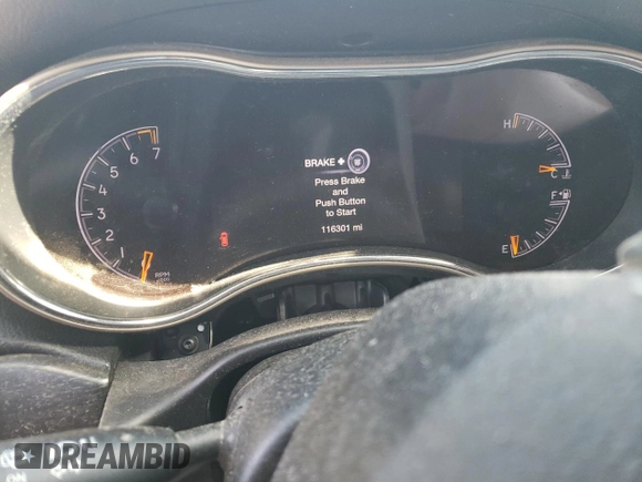 2017 Jeep Grand Cherokee Laredo with VIN 1C4RJFAG2HC784131, listed as a Copart auction lot 47881145 with 116,301 mi miles and Salvage Title. Bid and sale history available at carsss.com. Image 9.