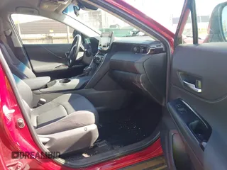 2021 Toyota Venza LE z VIN JTEAAAAH1MJ041499, wystawiony jako IAAI lot #42203730 z przebiegiem 71 660 mil mil oraz . Historia ofert i sprzedaży dostępna na DreamBid. Obrazek 5.