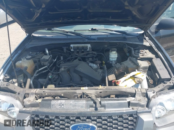2005 Ford Escape XLT with VIN 1FMCU93115KE48930, listed as a IAAI auction lot 42592931 with 180,260 mi miles and . Bid and sale history available at DreamBid. Image 10.