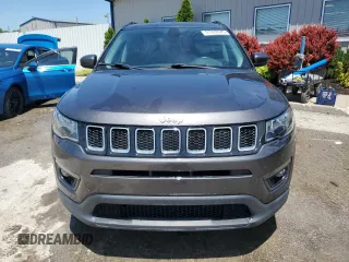2018 Jeep Compass Latitude z VIN 3C4NJCBB0JT134143, wystawiony jako Copart lot #57228345 z przebiegiem 102 011 mil mil oraz Szkoda całkowita • Salvage title. Historia ofert i sprzedaży dostępna na DreamBid. Obrazek 5.