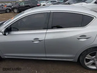 2014 Acura ILX with VIN 19VDE1F31EE001465, listed as a IAAI auction lot 41582312 with 131,753 mi miles. Bid and sale history available at carsss.com. Image 15.