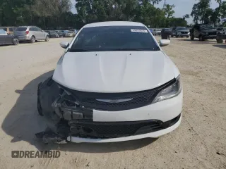 2015 Chrysler 200 S z VIN 1C3CCCBB2FN529146, wystawiony jako Copart lot #53853455 z przebiegiem 108 759 mil mil oraz Szkoda całkowita • Salvage title. Historia ofert i sprzedaży dostępna na DreamBid. Obrazek 5.