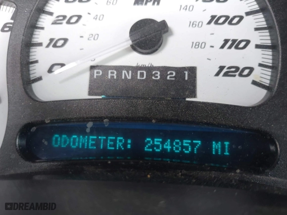 2006 Chevrolet Silverado 1500 Work Truck with VIN 3GCEC14X26G237412, listed as a IAAI auction lot 41851243 with 254,857 mi miles. Bid and sale history available at carsss.com. Image 15.