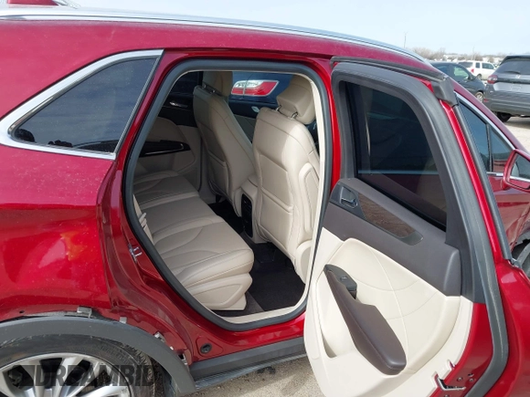 2018 Lincoln MKC Reserve with VIN 5LMCJ3C90JUL14515, listed as a IAAI auction lot 41361314 with 33,556 mi miles and . Bid and sale history available at DreamBid. Image 8.