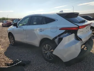 2024 Toyota Venza LE with VIN JTEAAAAH4RJ171266, listed as a Copart auction lot 77708814 with 4,872 mi miles and Salvage Title. Bid and sale history available at carsss.com. Image 2.