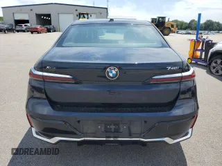 2025 BMW 7 Series 740i xDrive with VIN WBA33EH07SCU55254, listed as a Copart auction lot 62841015 with 4,314 mi miles and Clean title. Bid and sale history available at DreamBid. Image 6.