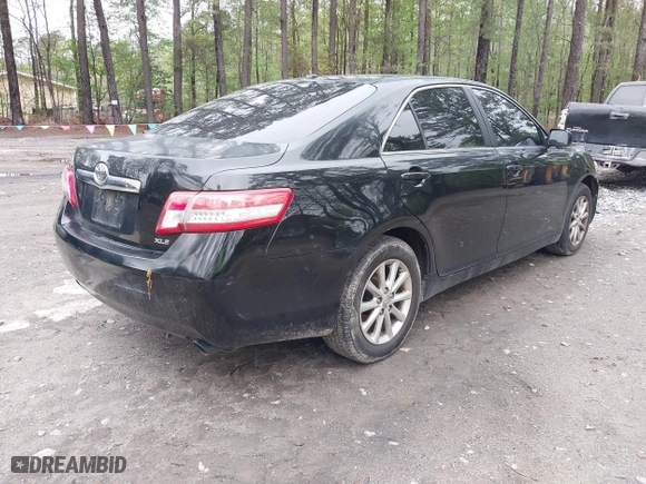 2011 Toyota Camry LE with VIN 4T1BK3EK1BU128866, listed as a IAAI auction lot 41990577 with 291,043 mi miles. Bid and sale history available at carsss.com. Image 4.