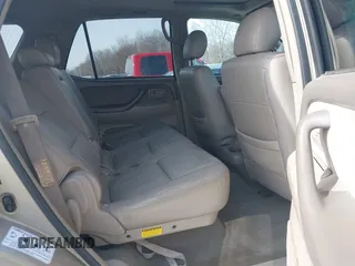 2006 Toyota Sequoia SR5 with VIN 5TDBT44A06S260270, listed as a IAAI auction lot 41610989 with 217,526 mi miles and . Bid and sale history available at DreamBid. Image 8.