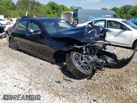 2022 Mercedes-Benz E 350 with VIN W1KZF8DB3NB014900, listed as a Copart auction lot 51530824 with 19,936 mi miles and Salvage title. Bid and sale history available at DreamBid. Image 4.