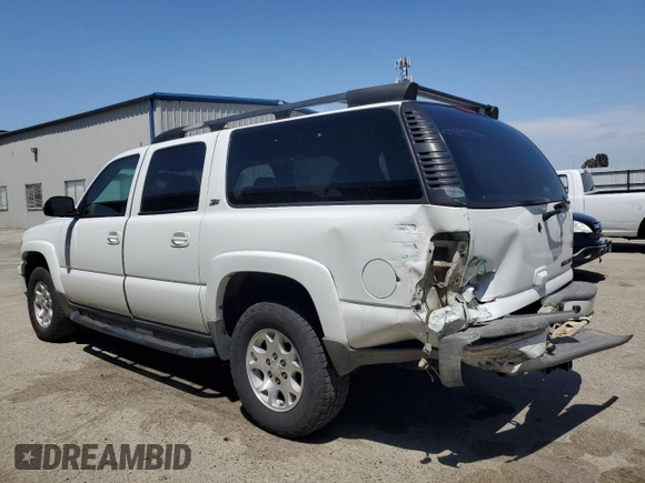 2004 Chevrolet Suburban LT with VIN 3GNFK16T44G308213, listed as a Copart auction lot 59416235 with 297,603 mi miles and Salvage title. Bid and sale history available at DreamBid. Image 2.