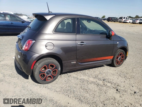 2015 FIAT 500e with VIN 3C3CFFGE8FT709825, listed as a Copart auction lot 57128465 with 38,608 mi miles and Clean title. Bid and sale history available at DreamBid. Image 3.